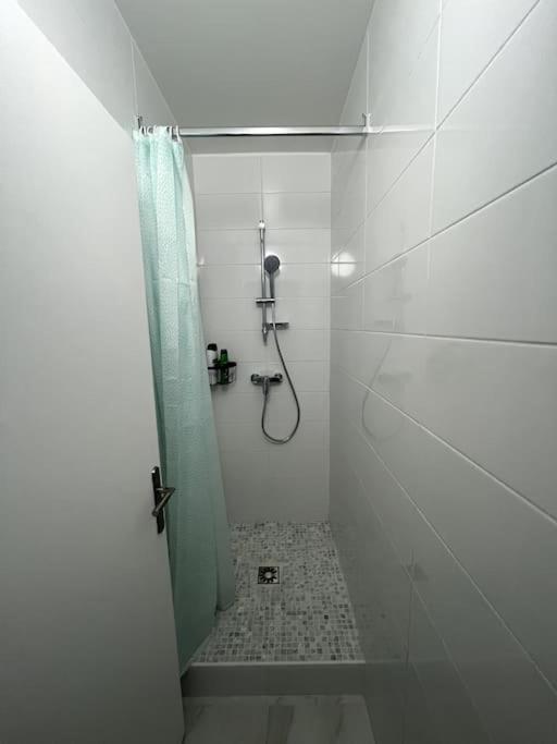 Hana Home Mantes-La-Jolie 6 Personnes Parking Public Gratuit Business&Family Eksteriør billede